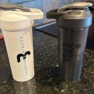 Bum shaker cups (sold together)